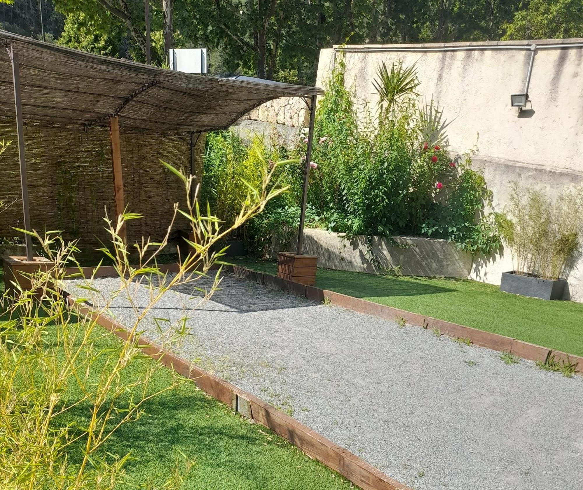 Puget-Théniers Hotel Les Alizes מראה חיצוני תמונה