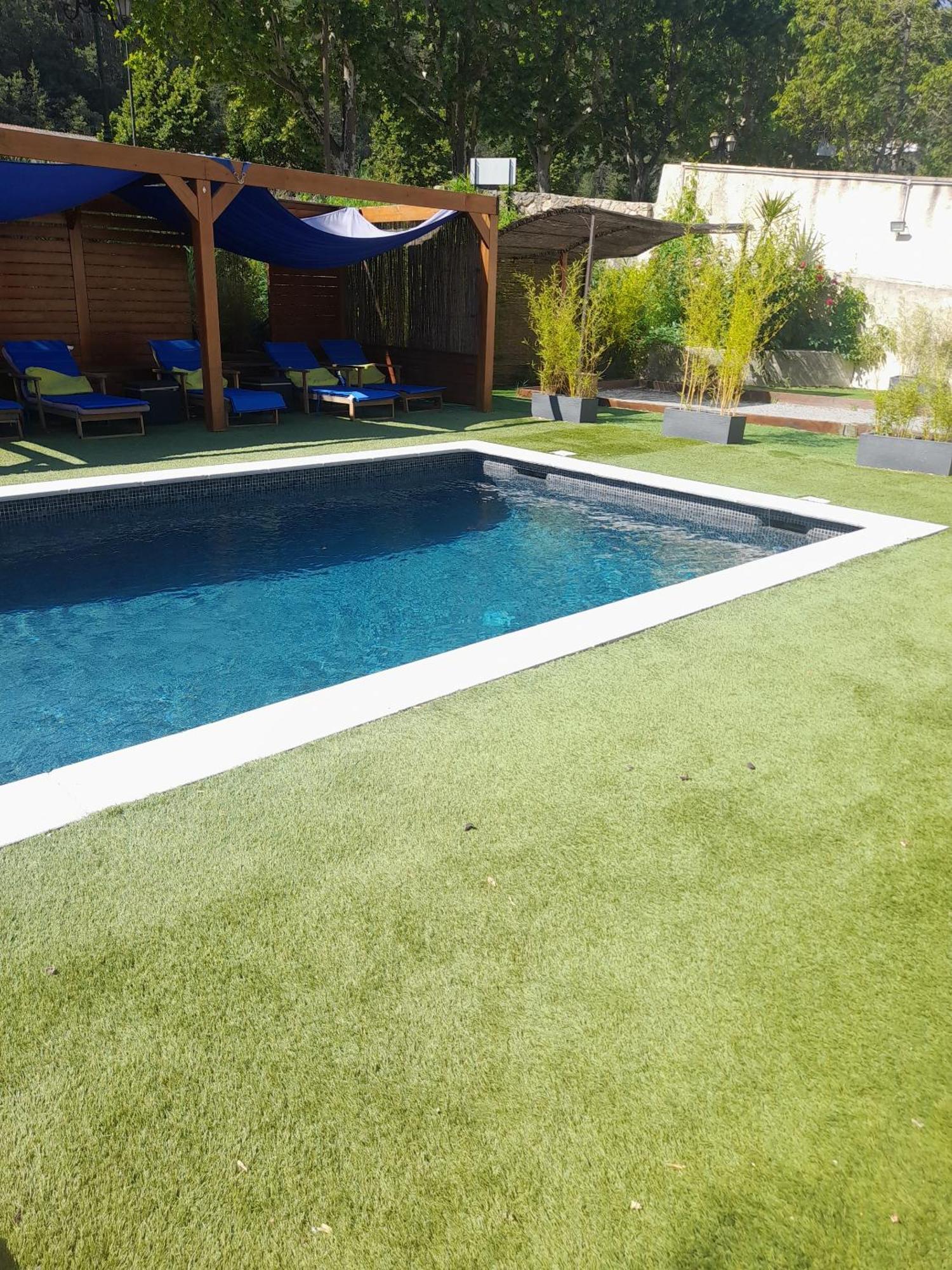Puget-Théniers Hotel Les Alizes מראה חיצוני תמונה