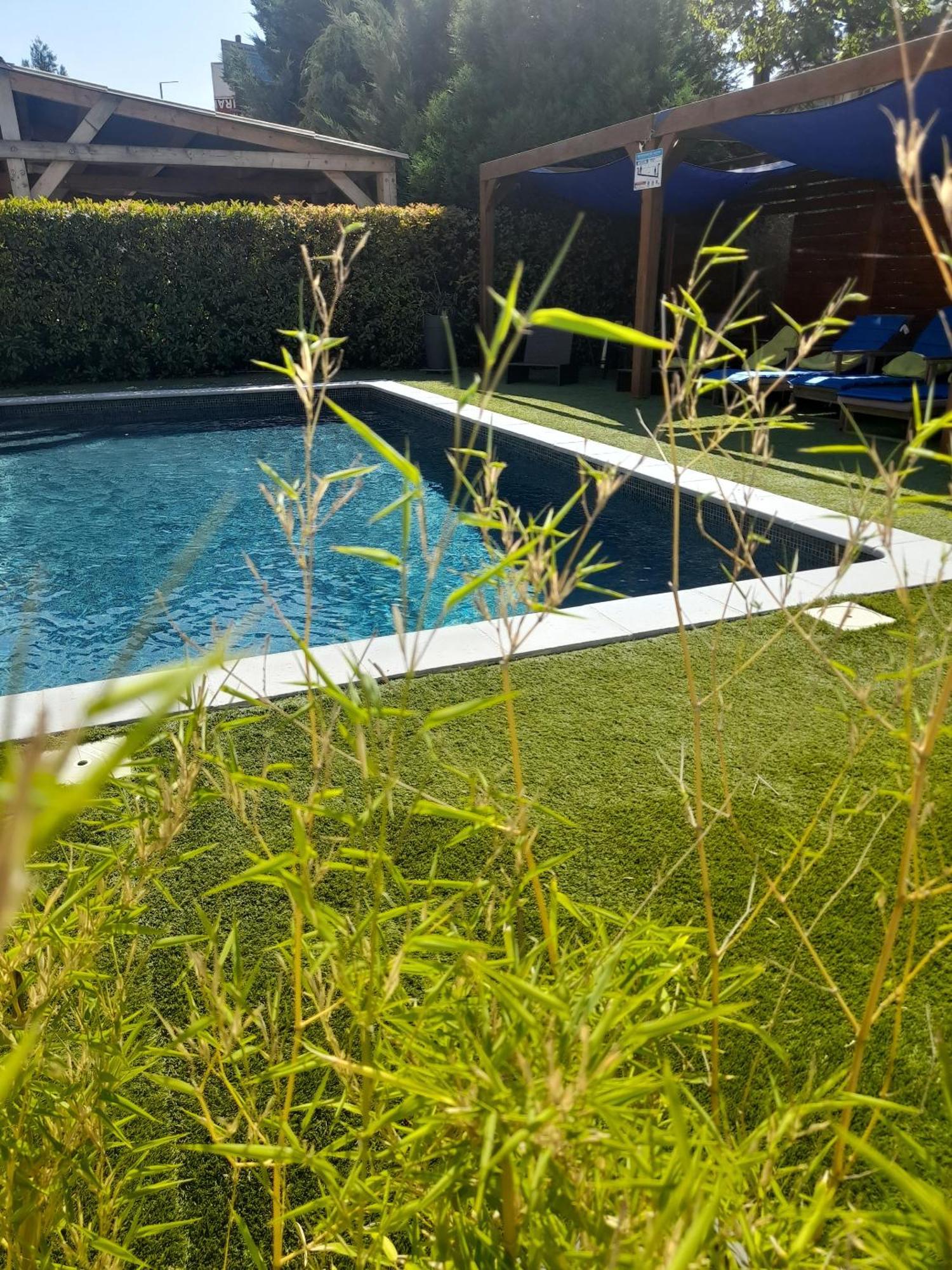 Puget-Théniers Hotel Les Alizes מראה חיצוני תמונה